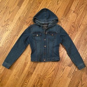 Rampage - Fitted Hoodie Dark Wash Jean Jacket Size Medium